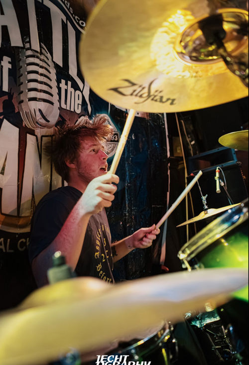 Henry McKenzie-Bridle (DRUMMER CO.)